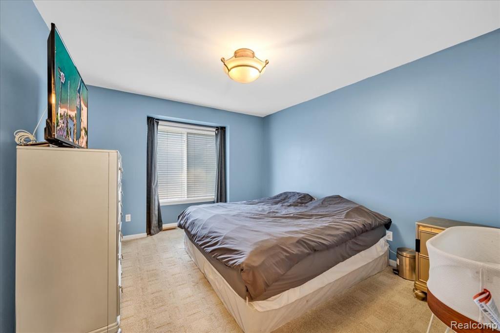 1370 South Boulevard Rochester, MI 48309 - Photo 30 of 65