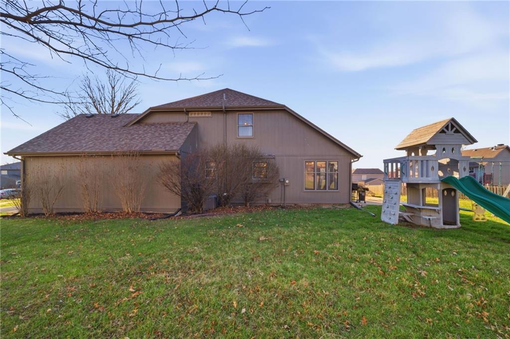 1510 Colt Circle Raymore, MO 64083 - Photo 5 of 23