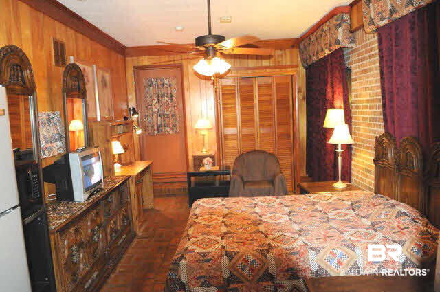 2309 Burgett Road Mobile, AL 36605 - Photo 7 of 21
