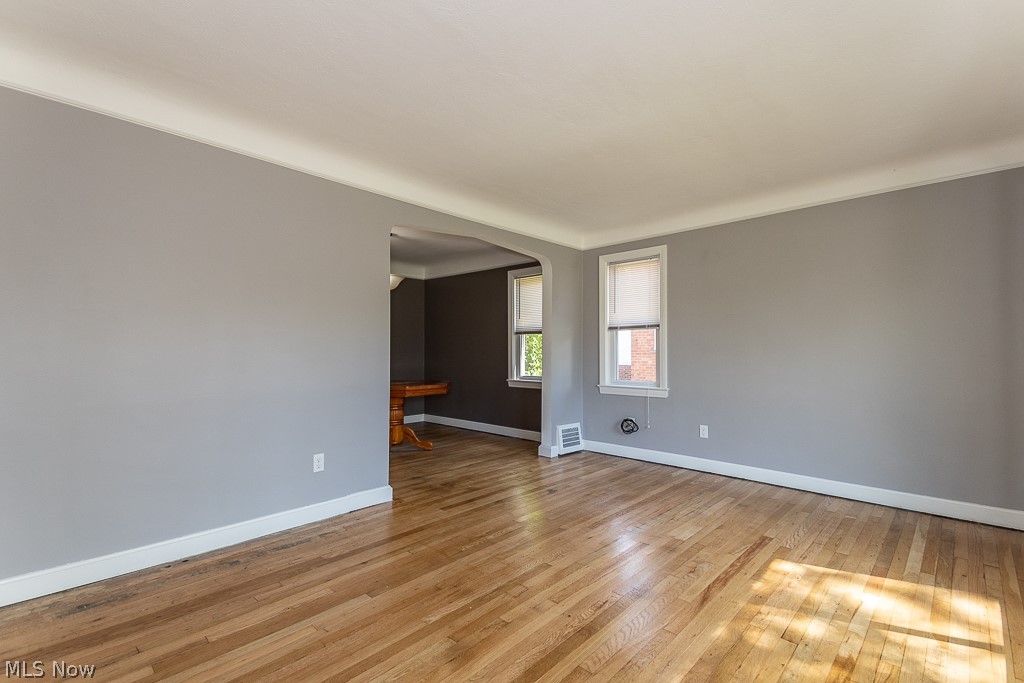 1567 Overbrook Road Cleveland, OH 44124 - Photo 3 of 19