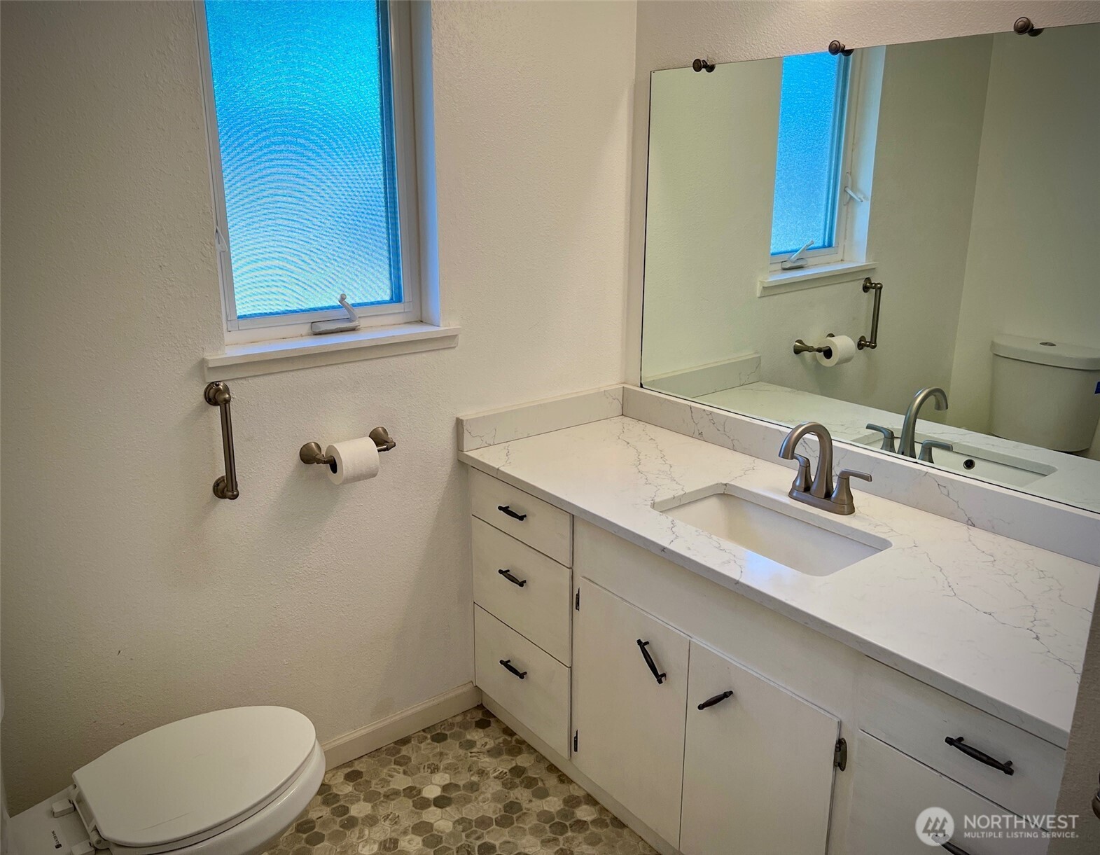 1412 Bonnie View Acres Road Oak Harbor, WA 98277 - Photo 14 of 28