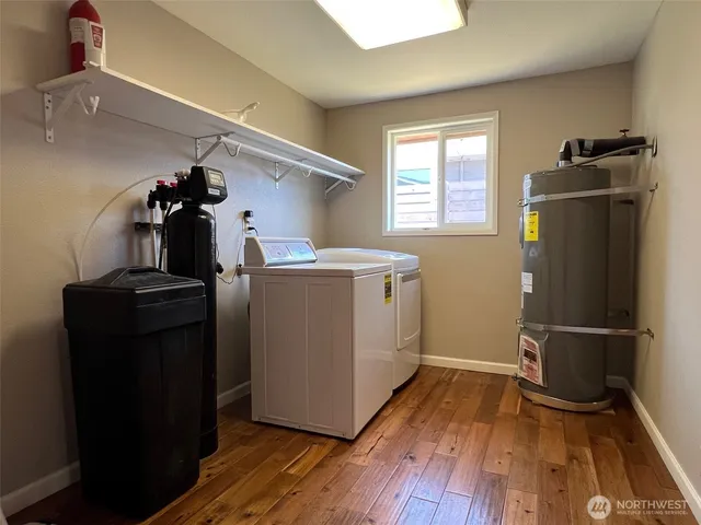 $930,000 | 1412 Bonnie View Acres Road, Oak Harbor, WA 98277