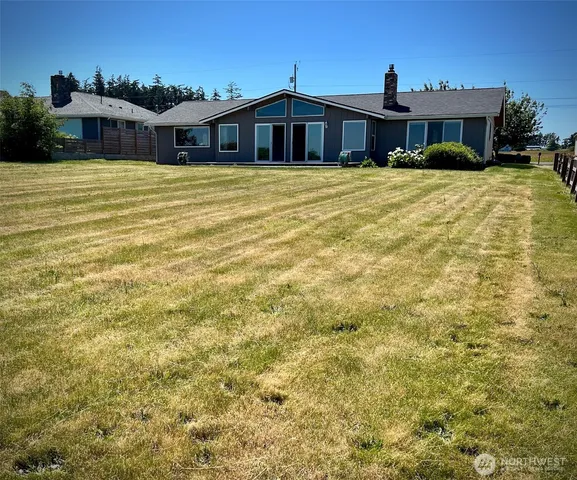 $930,000 | 1412 Bonnie View Acres Road, Oak Harbor, WA 98277
