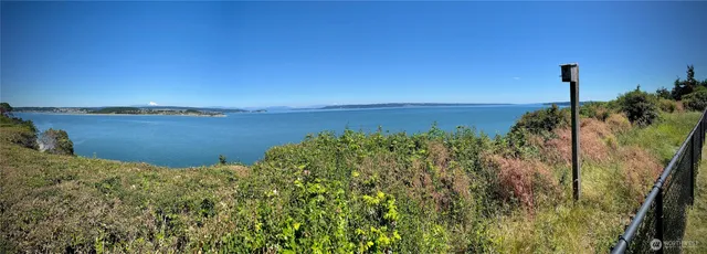 $930,000 | 1412 Bonnie View Acres Road, Oak Harbor, WA 98277