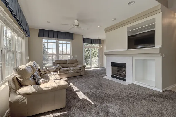 $329,000 | 566 Pinebrook Drive, Bolingbrook, IL 60490