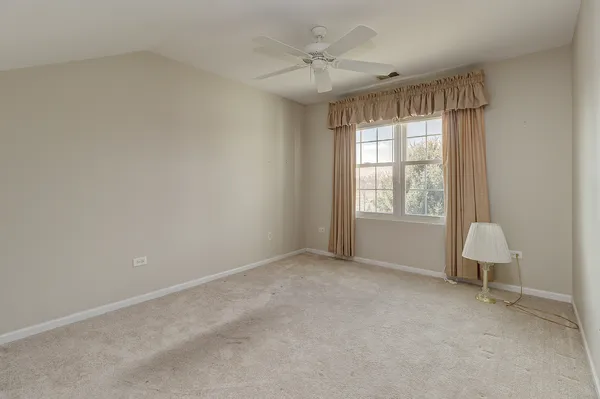 $329,000 | 566 Pinebrook Drive, Bolingbrook, IL 60490