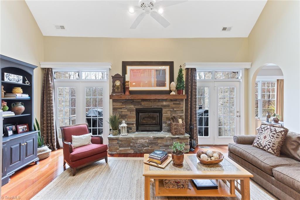 1059 Johnson Road High Point, NC 27265 - Photo 8 of 50 Gallery Image 8