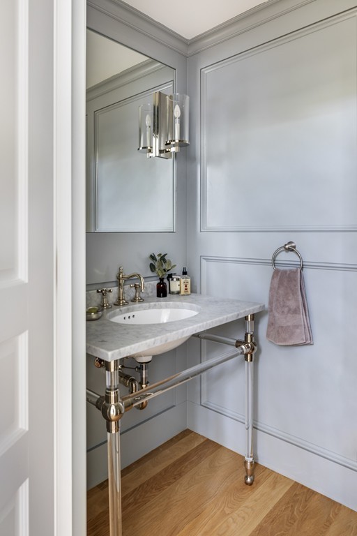 4 Eliot Road Lexington, MA 02421 - Photo 8 of 40