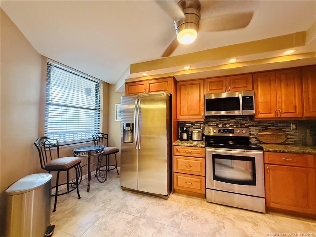 9500 South Ocean Drive, Unit 1310 Jensen Beach, FL 34957 - Photo 10 of 63