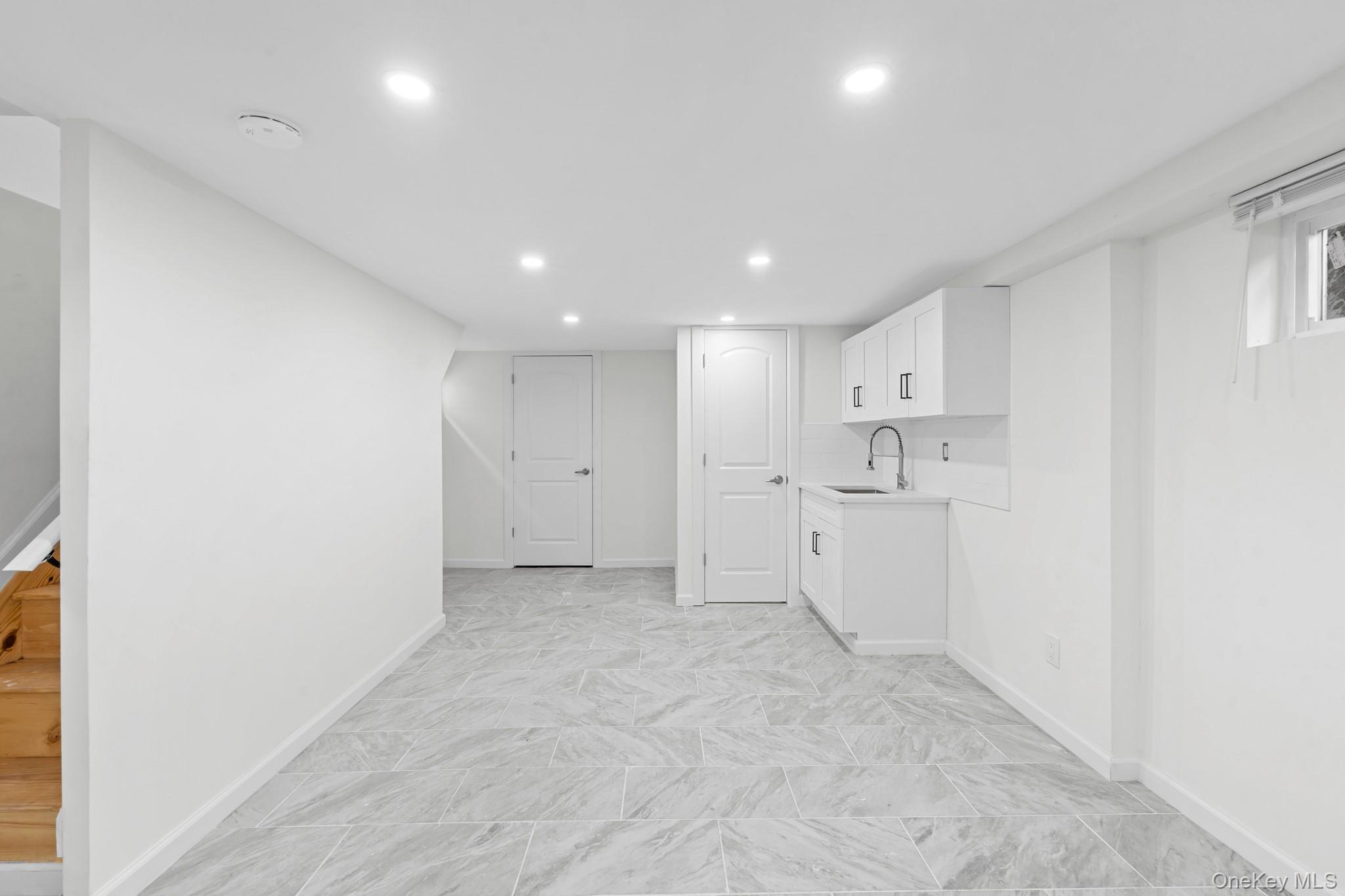 220-18 91st Road Queens, NY 11428 - Photo 9 of 13 Gallery Image 9