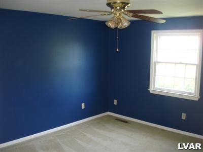 1096 Barnside Road Allentown, PA 18103 - Photo 7 of 9 Gallery Image 7