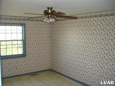 1096 Barnside Road Allentown, PA 18103 - Photo 8 of 9 Gallery Image 8
