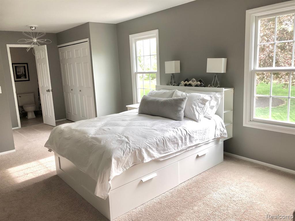 1153 East Fairview Lane Rochester Hills, MI 48306 - Photo 21 of 24