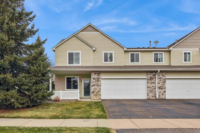 $300,000 | 18502 97th Place North, Unit 2204, Maple Grove, MN 55311