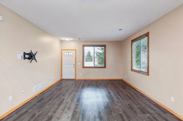 $300,000 | 18502 97th Place North, Unit 2204, Maple Grove, MN 55311