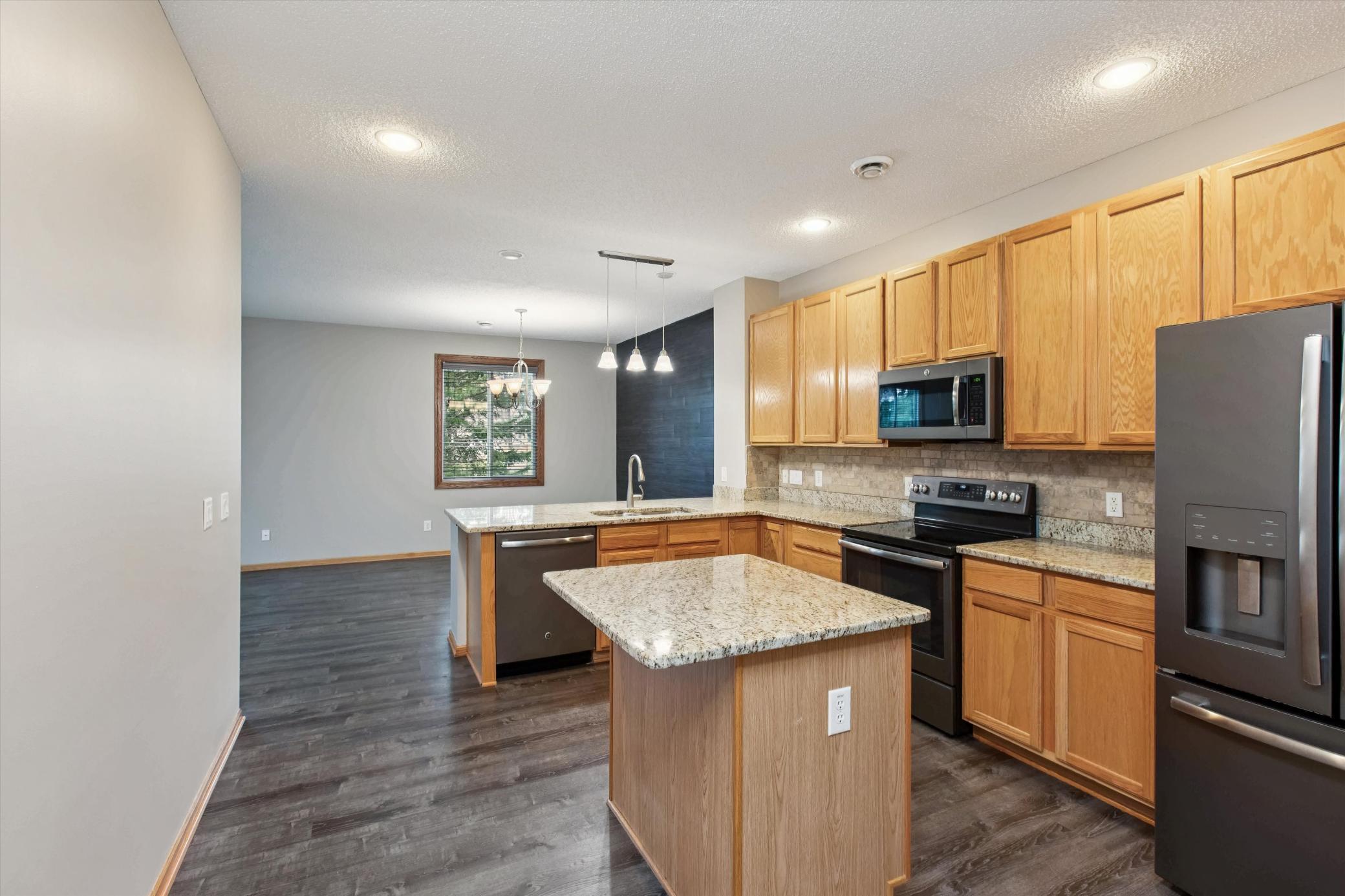 18502 97th Place North, Unit 2204 Maple Grove, MN 55311 - Photo 9 of 20