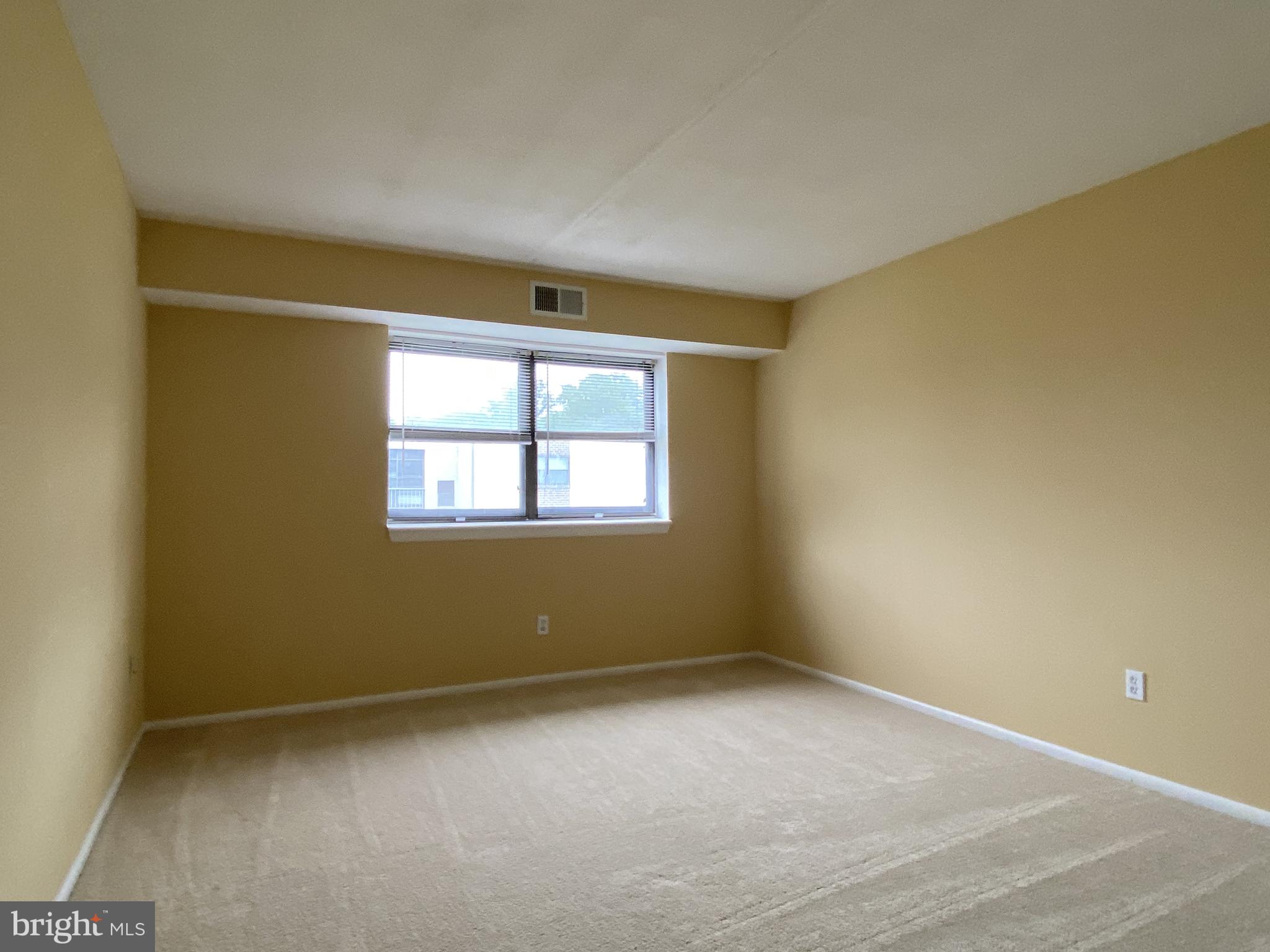 68 Welsh Tract Road, Unit 210 Newark, DE 19713 - Photo 9 of 12 Ample Sized Bedroom