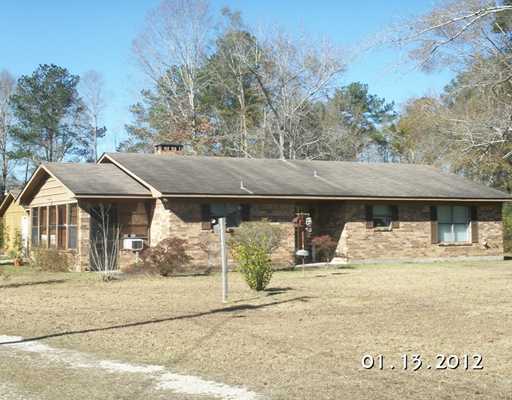 19101 Heyward Cunningham Road Moss Point, MS 39562 - Photo 1 of 11 Primary Photo