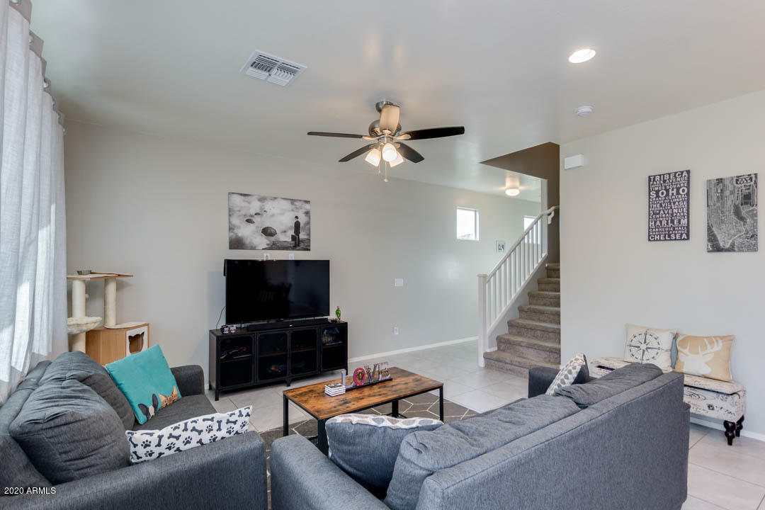 711 West Ardmore Road Phoenix, AZ 85041 - Photo 6 of 37 Ardmore-06