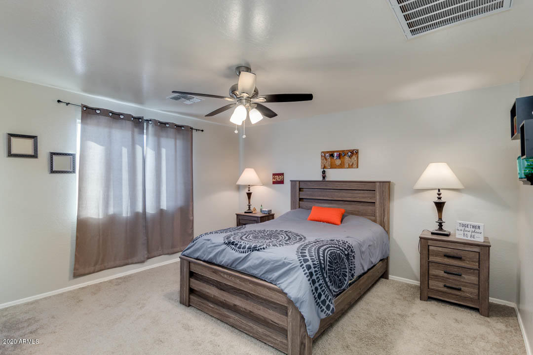 711 West Ardmore Road Phoenix, AZ 85041 - Photo 7 of 37 Ardmore-19