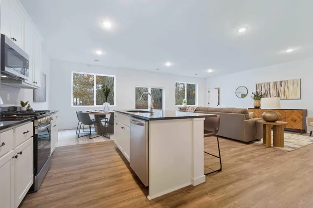 $359,900 | 13901 Emily Circle North, Baxter, MN 56425