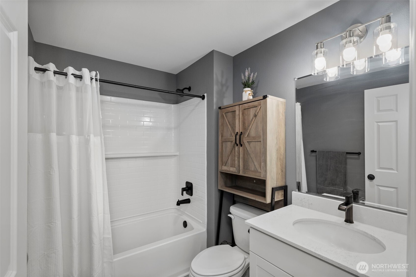 3340 Narrows View Lane Northeast, Unit 103 Bremerton, WA 98310 - Photo 16 of 25