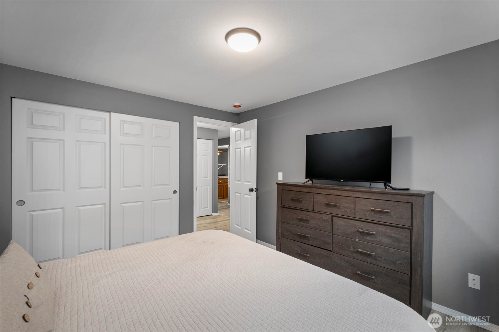 3340 Narrows View Lane Northeast, Unit 103 Bremerton, WA 98310 - Photo 17 of 25