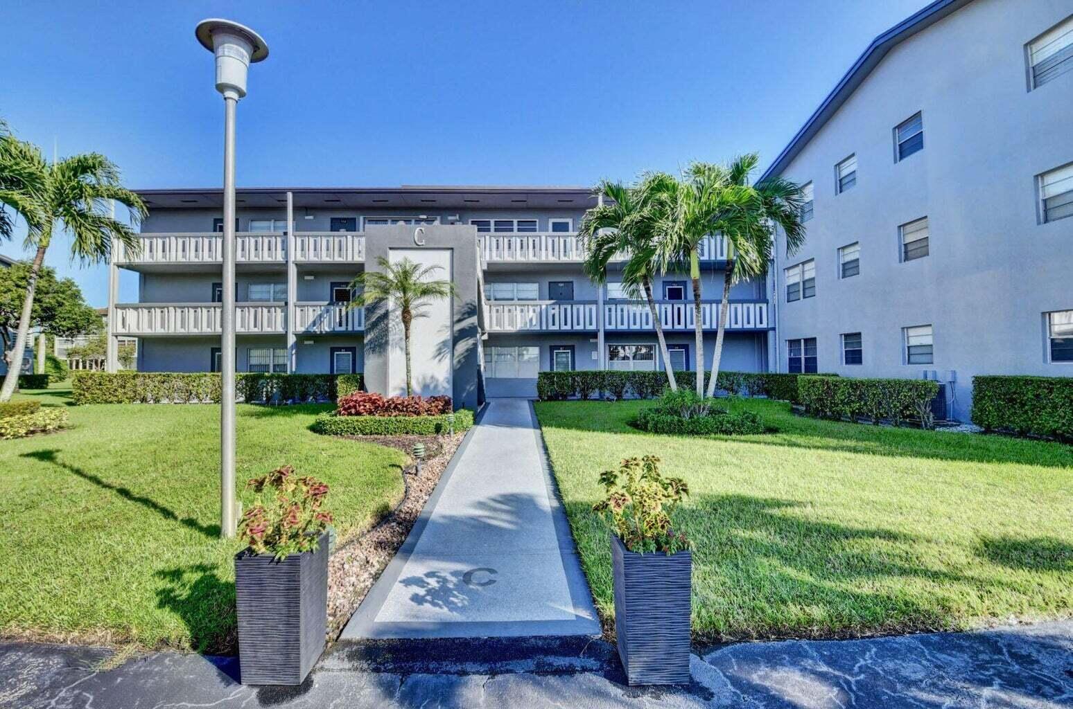 88 Suffolk C, Unit 88 Boca Raton, FL 33434 - Photo 1 of 36 Suffolk C