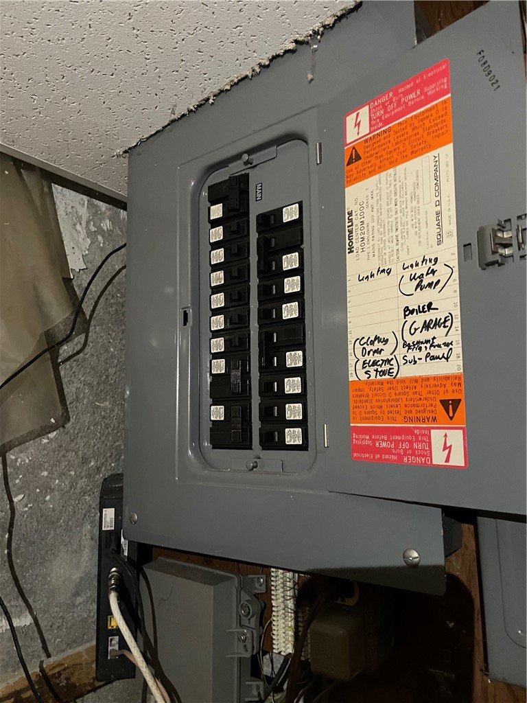 1 Grancera Drive Hopkinton, RI 02832 - Photo 28 of 38