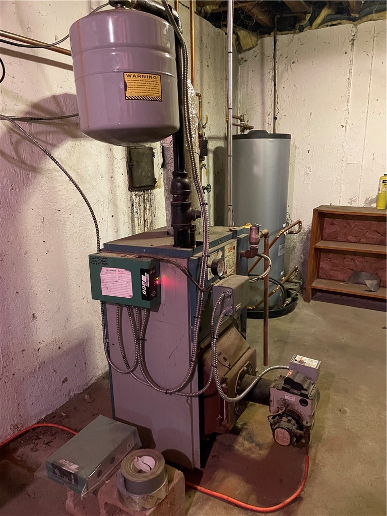 1 Grancera Drive Hopkinton, RI 02832 - Photo 30 of 38