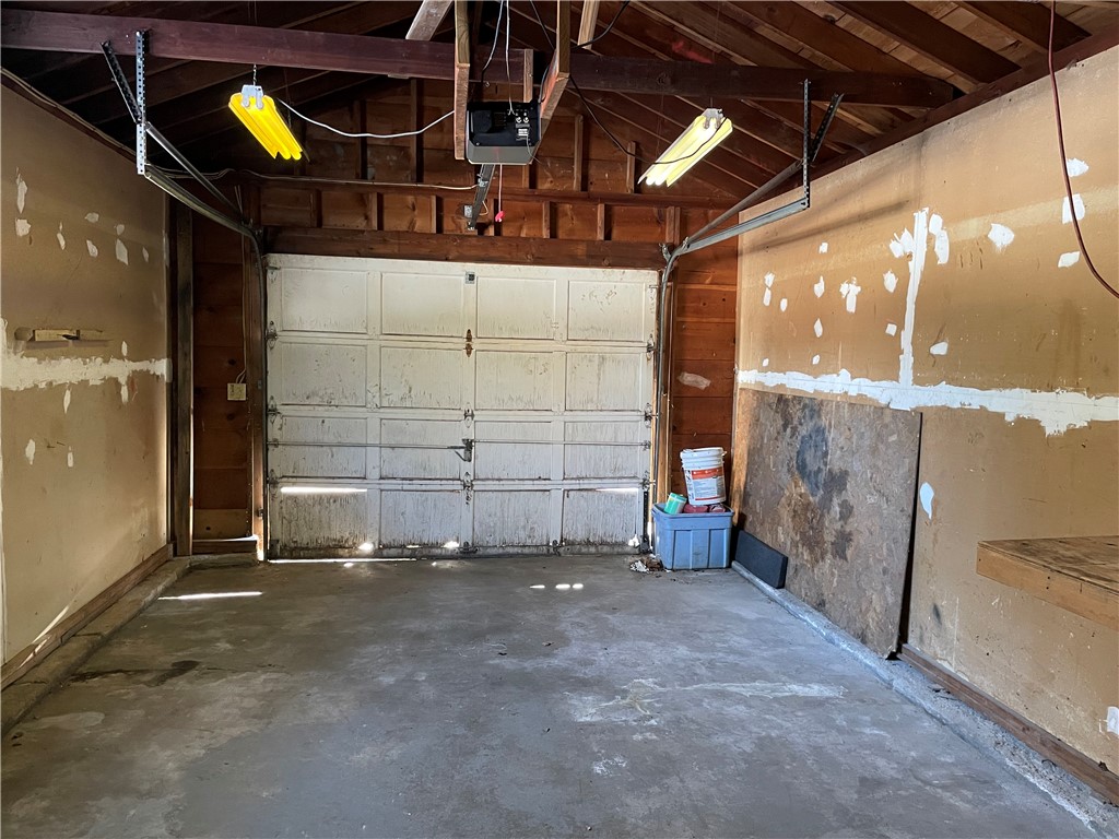 1 Grancera Drive Hopkinton, RI 02832 - Photo 34 of 38 1-car attached garage