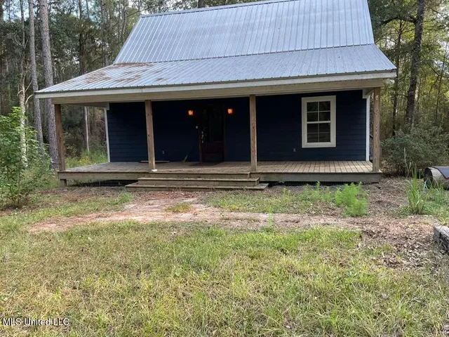 $242,500 | 30003 Road 202, Carriere, MS 39426