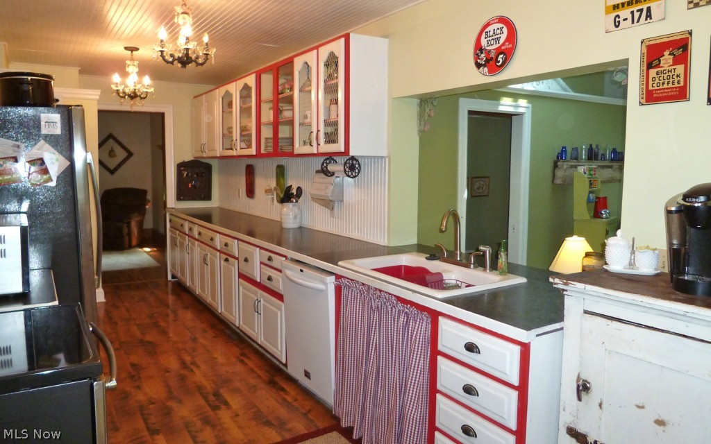 2275 Green Road Madison, OH 44057 - Photo 4 of 24