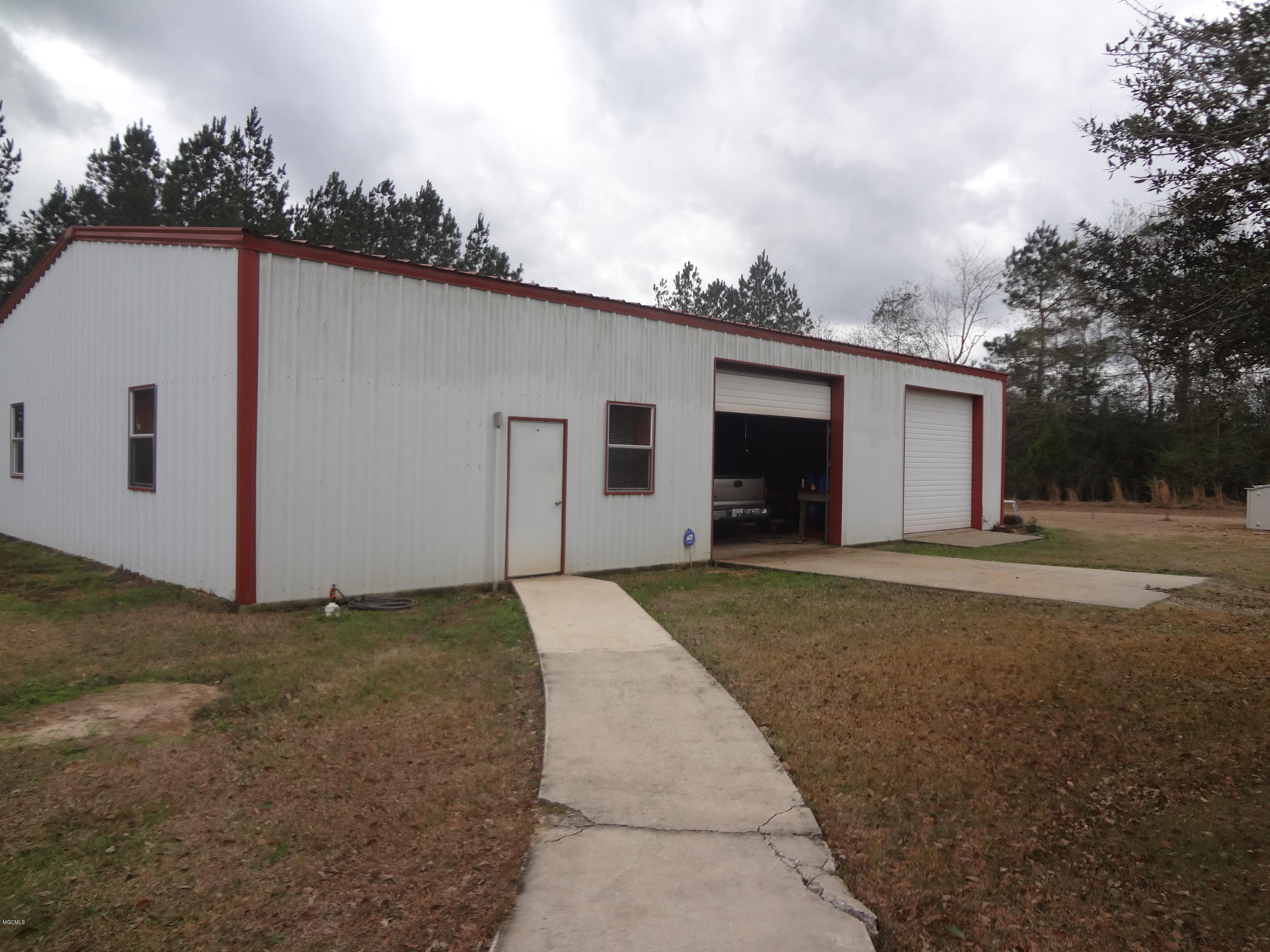 847 City Bridge Road Perkinston, MS 39573 - Photo 4 of 45 DSC02883