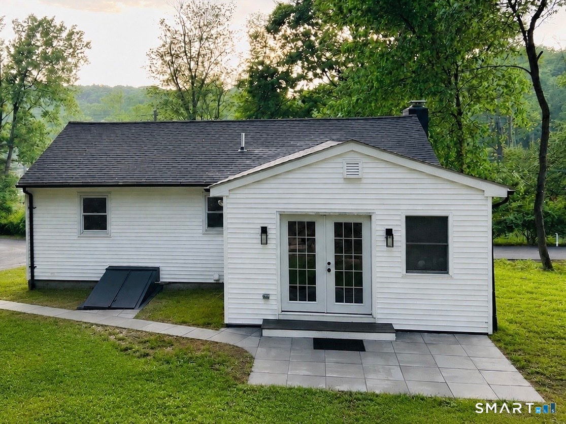 8 Rustic Road Ridgefield, CT 06877 - Photo 19 of 20