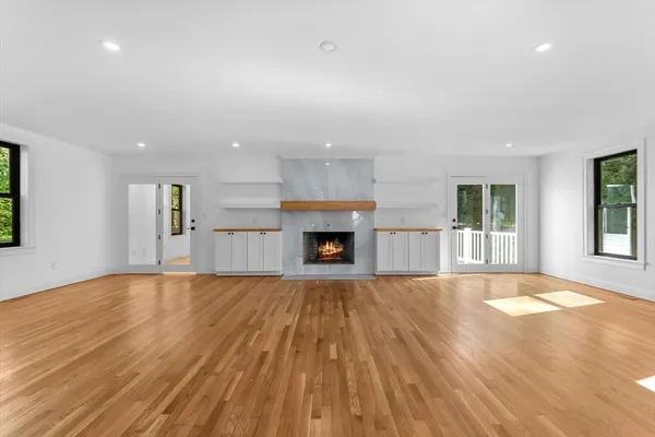 $1,899,999 | 7 Garden Road, Wellesley, MA 02481