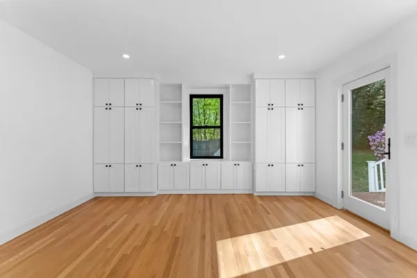 $1,899,999 | 7 Garden Road, Wellesley, MA 02481