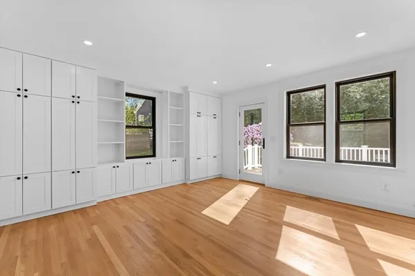$1,899,999 | 7 Garden Road, Wellesley, MA 02481