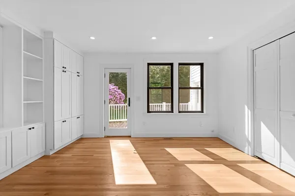 $1,899,999 | 7 Garden Road, Wellesley, MA 02481