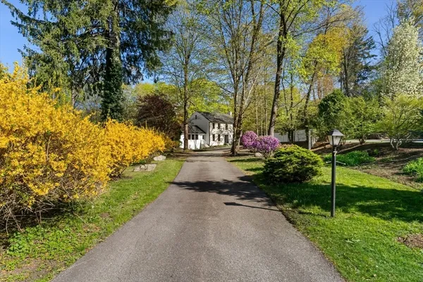 $1,899,999 | 7 Garden Road, Wellesley, MA 02481