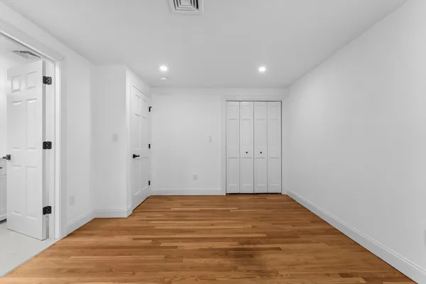 $1,899,999 | 7 Garden Road, Wellesley, MA 02481