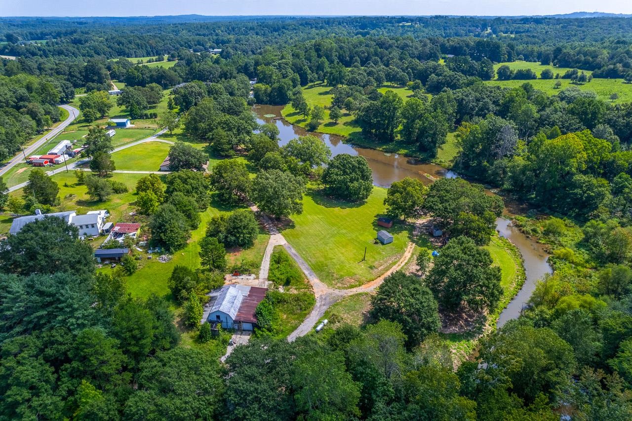 120 Rainey Mill Road Campobello, SC 29322 - Photo 2 of 20