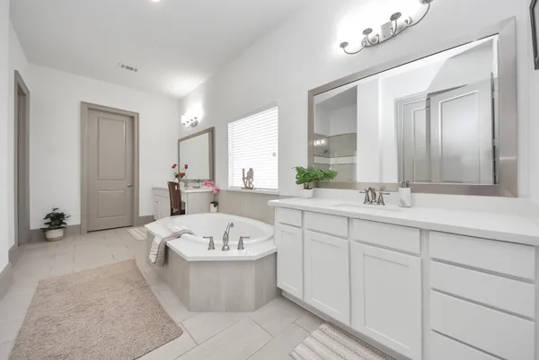 $4,600 | 1911 Sapphire Pines Lane, Richmond, TX 77469