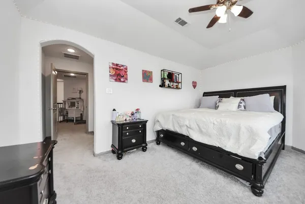 $4,600 | 1911 Sapphire Pines Lane, Richmond, TX 77469