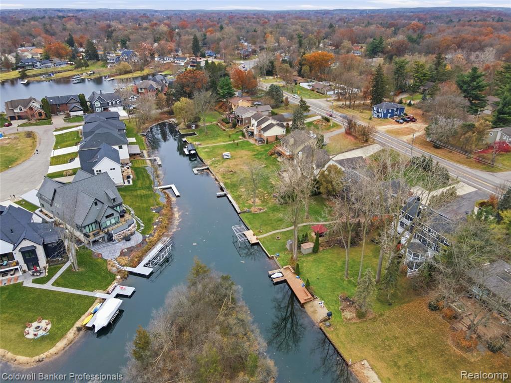 3410 Benstein Road Commerce Township, MI 48382 - Photo 36 of 46
