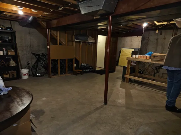 $1,265,000 | 25 Coronado Court, Madison, WI 53705