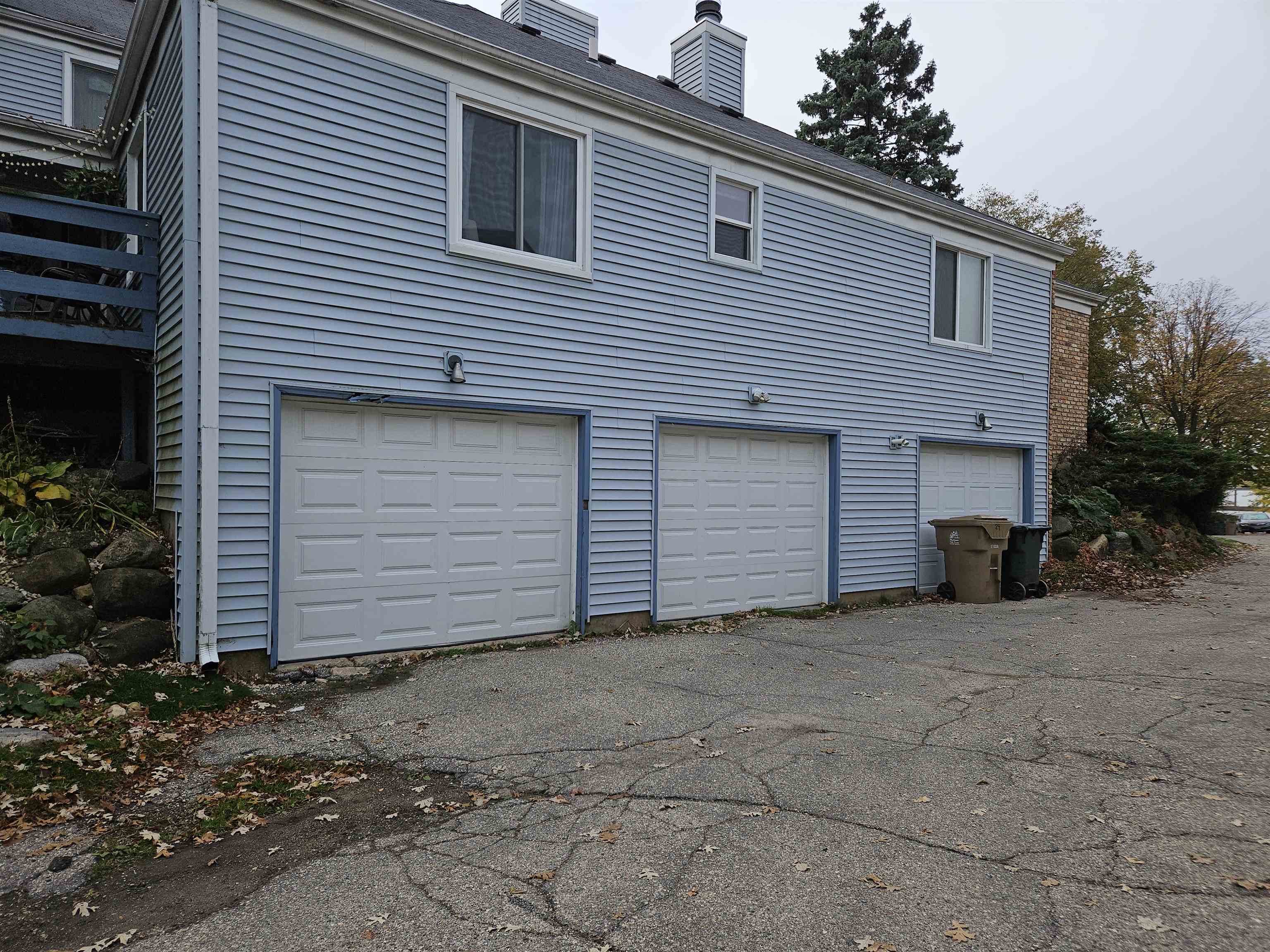 25 Coronado Court Madison, WI 53705 - Photo 2 of 20