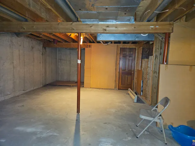 $1,265,000 | 25 Coronado Court, Madison, WI 53705