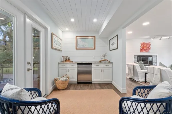 $875,000 | 4304 Southeast Fairway East, Stuart, FL 34997