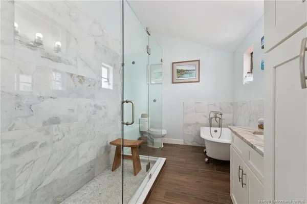 $875,000 | 4304 Southeast Fairway East, Stuart, FL 34997